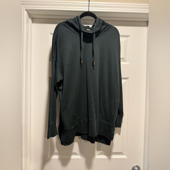 Old Navy Forest Green Turtleneck Tunic - Picture 1 of 3
